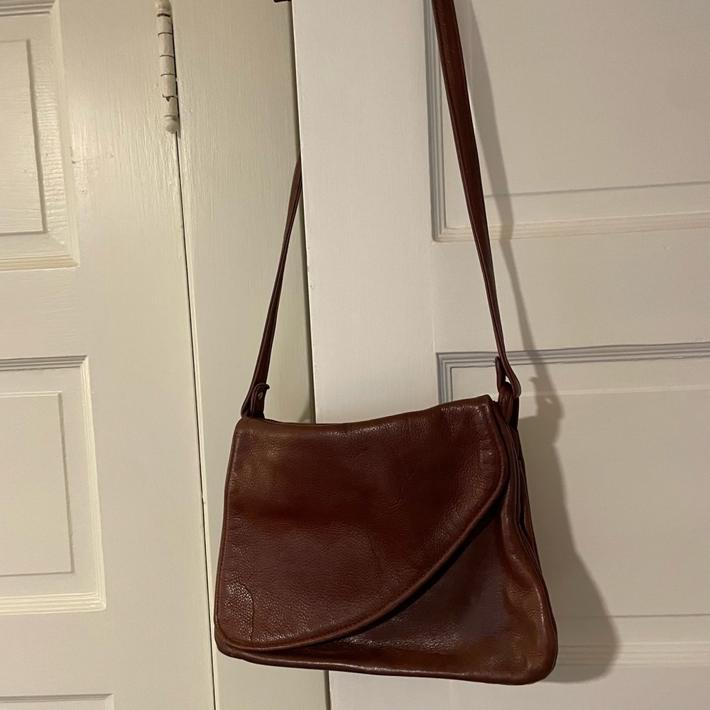 Leather crossbody, soft, Victoria leather company